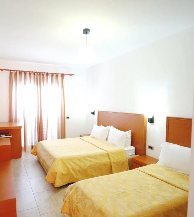Exclusive Greccia Inn เดอร์มี ภายนอก รูปภาพ